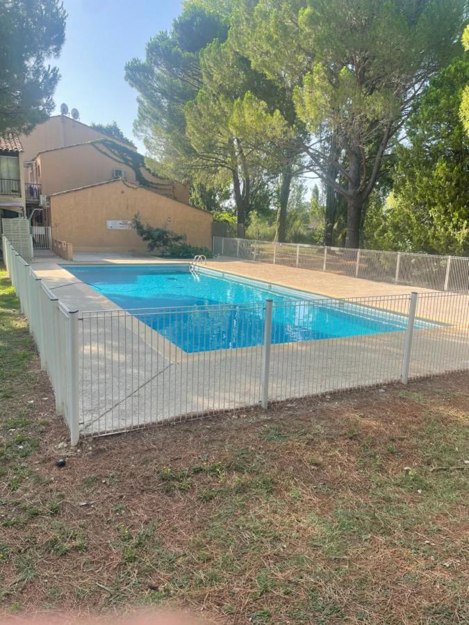 דירות ארל Appt Les Hameaux 2.0 מראה חיצוני תמונה